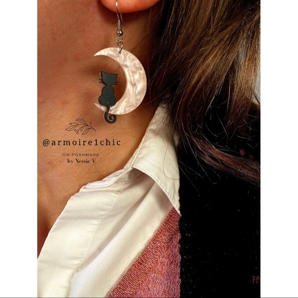 Black Cats Moongazing EARRINGS | Pink Pearlescent | holiday - Picture 4 of 7